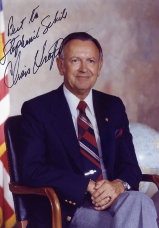 Disparition de Chris C. Kraft, Jr (1924-2019), le 1er Flight Director de la NASA Kraft_12