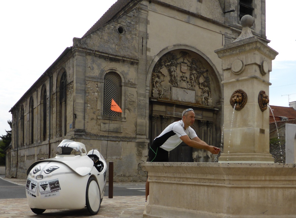 velomobile electric leiba X stream  (IUT Aisne) - Page 36 P1040630