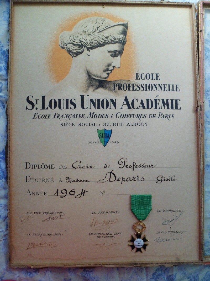 Croix de Professeur en Email et Bronze de l'Ecole St Louis Union Coiffure avec son Diplome - TRES RARE St_lou14