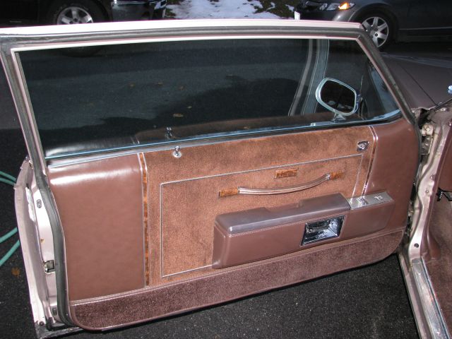 Seats and door panels for 1977 caprice 84_roy10