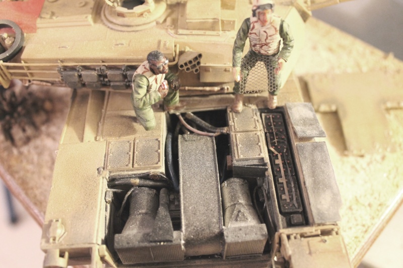 ABRAMS M1 A1 scala 1/35 Italeri - Pagina 2 Img_4911