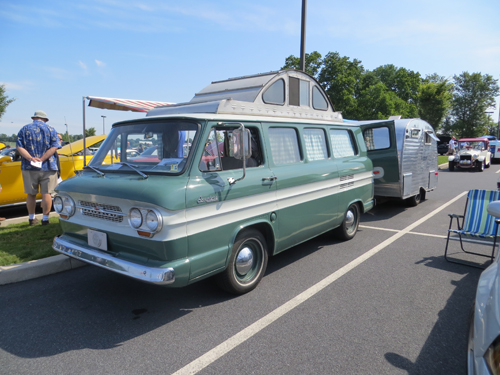 Vans with retro trailer! Greenb10