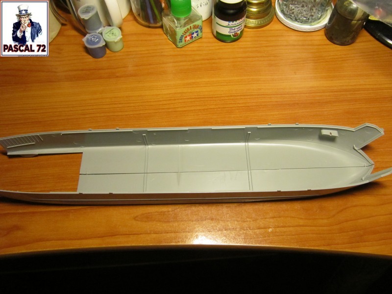 U.S. Navy Landing Ship Médium (Early) au 1/144 par pascal 72 de Revell Img_3711