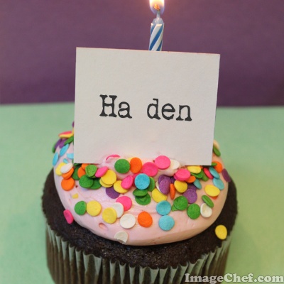 Happy Birthday - Page 4 Ha_den10