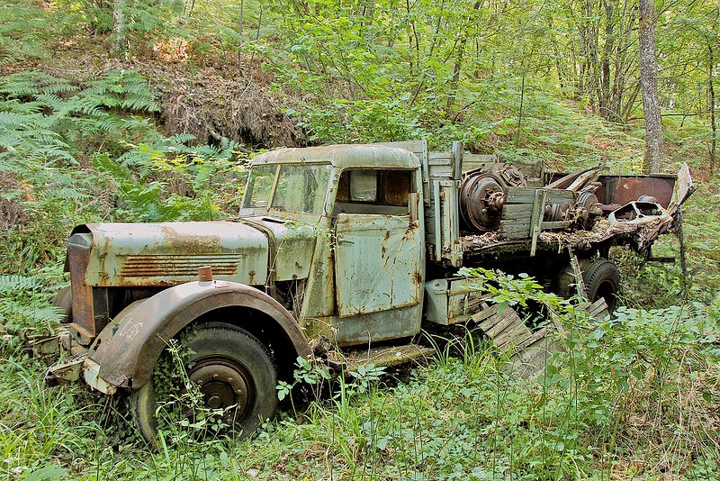 Vieux camion 19776012