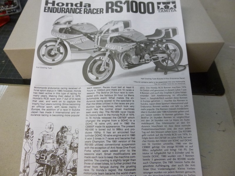 HONDA RS1000 Endurance Racer 1:12 Tamiya Fertig P1040411