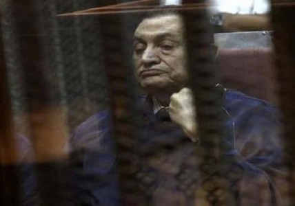 محكمة النقض تقضي باعادة محاكمة مبارك في قتل المتظاهرين .. تعرف على الاسباب  2015_610