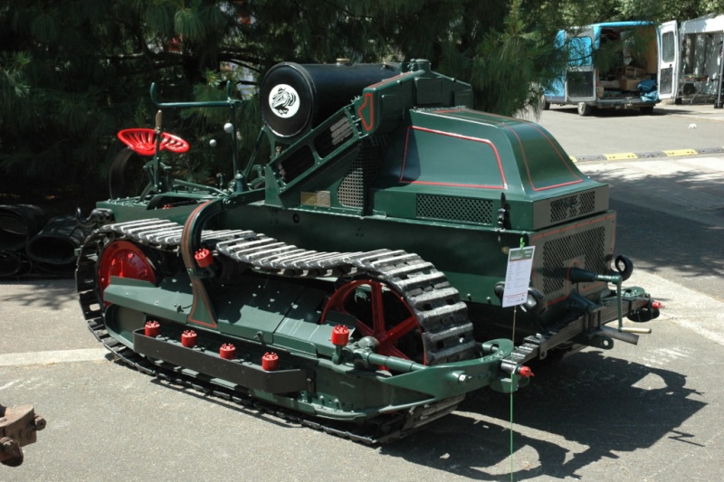 28 CHARTRES .Passion Renault au Musee le Compa  le 27 et 28 juin 2015 Dsc_0060