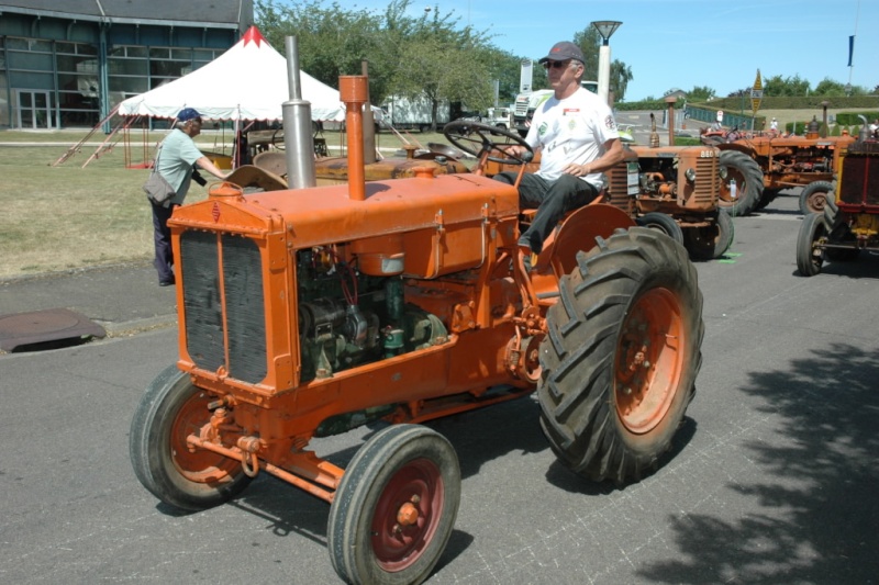 28 CHARTRES .Passion Renault au Musee le Compa  le 27 et 28 juin 2015 Dsc_0324