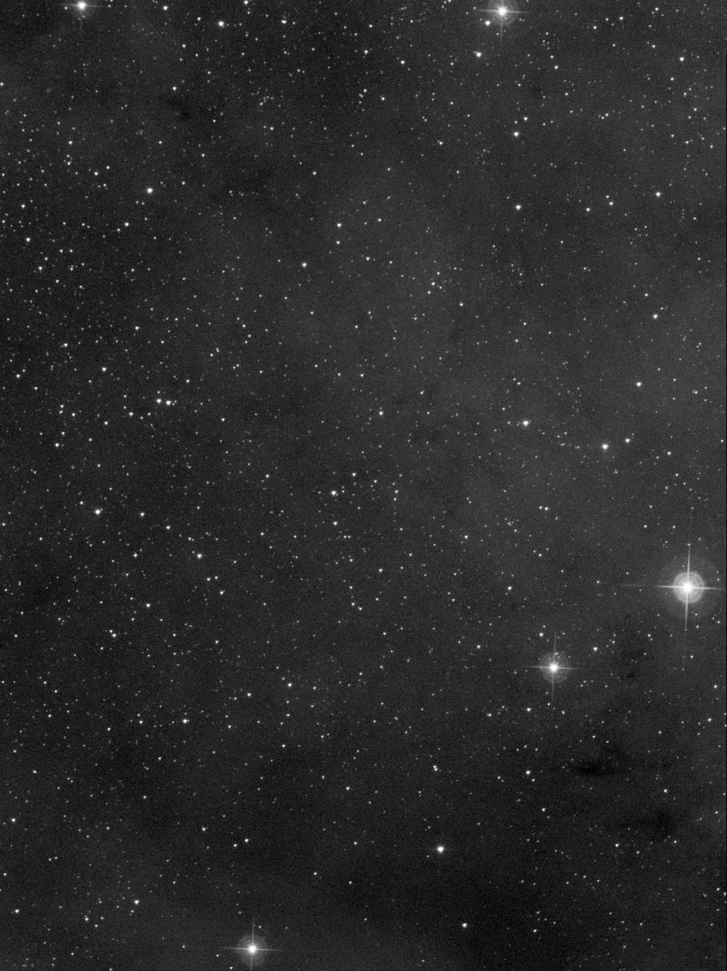 Une tranche de NGC7000 en Ha et proche IR Ha_pcc10