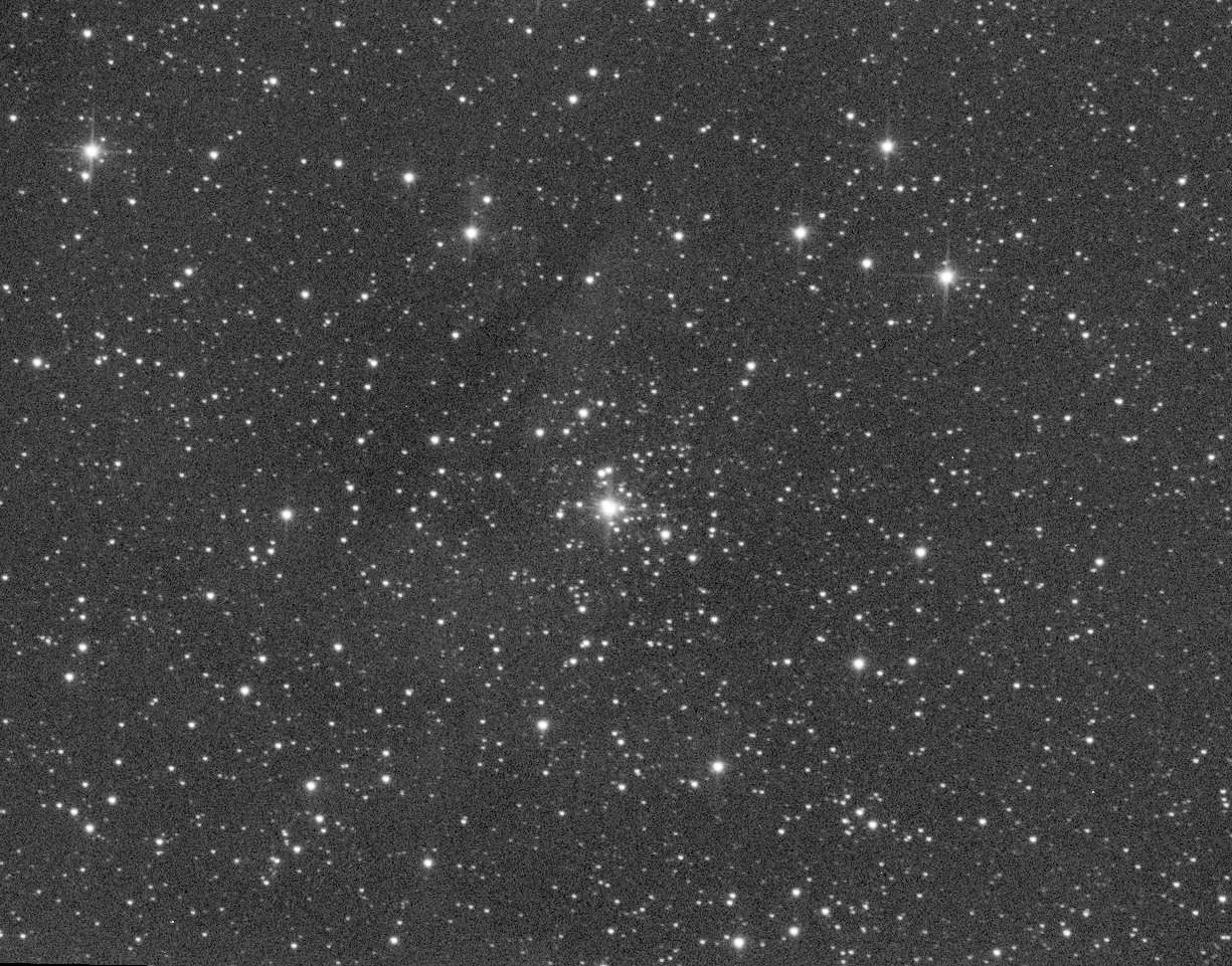 NGC281 en Ha RGB et proche infrarouge Ir_int10