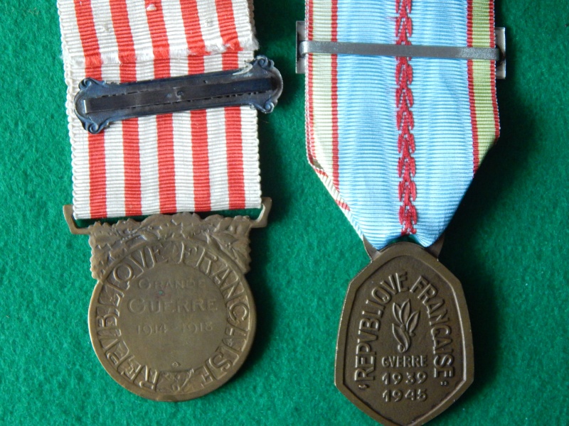 Médaille commémorative 14-18 avec barrette et commémo 39-45 Dscn1332