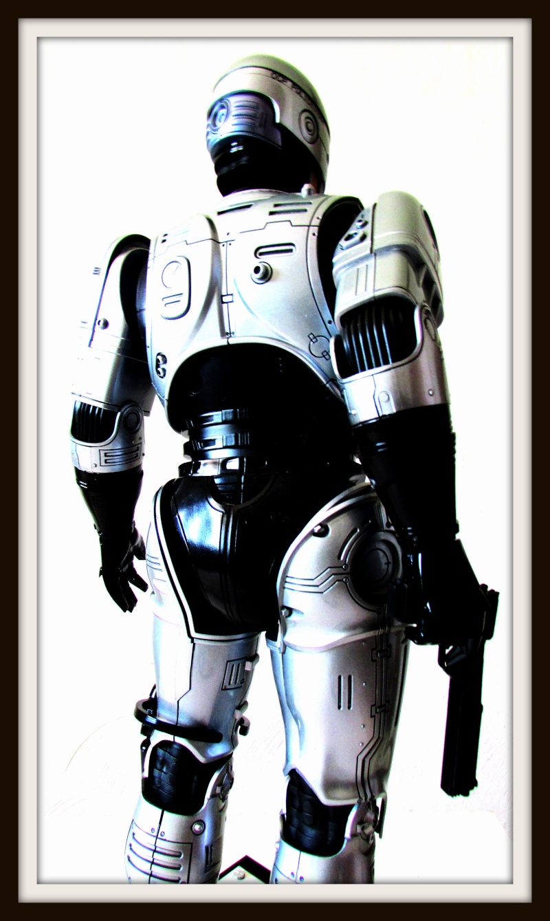 Collection n°452 : Movies maquettes : MAJ / Robocop + T-800 BD Enterbay page 29 - Page 29 Rob_510