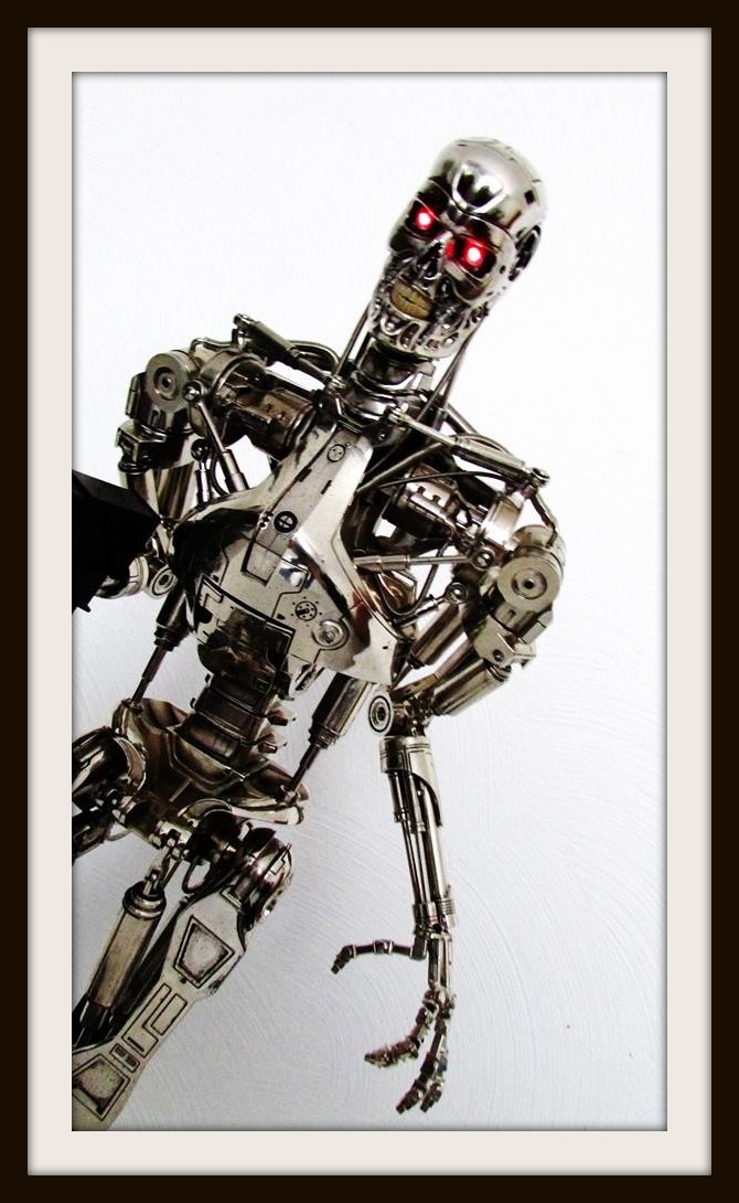 Collection n°452 : Movies maquettes : MAJ / Robocop + T-800 BD Enterbay page 29 Term_510