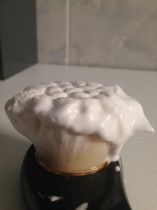 Brosse tosowoong pour nettoyer le visage - Page 3 Tososw10
