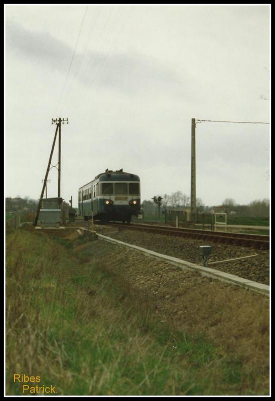 X 2800 dans les années 90. Train_11