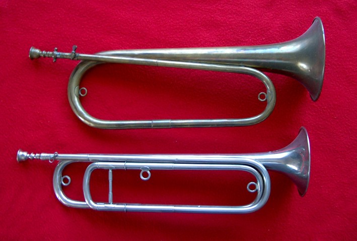 Les instruments de musique : caisses - tambours - clairons - trompettes  Clairo10