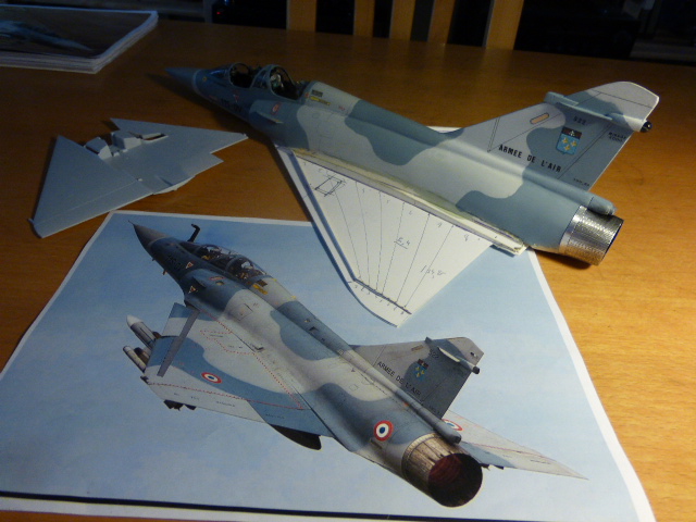 mirage 2000 - Mirage 2000B ech 1/32 réalis" en bois et carton - Page 3 2015-027