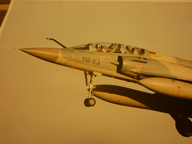 mirage 2000 - Mirage 2000B ech 1/32 réalis" en bois et carton - Page 5 2015-088