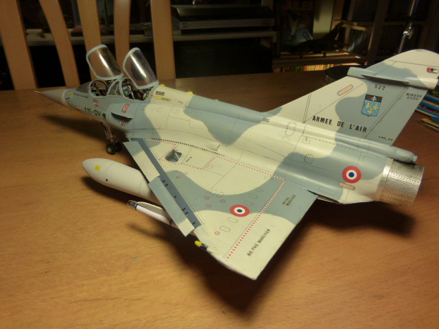 Mirage 2000B ech 1/32 réalis" en bois et carton - Page 5 2015-100