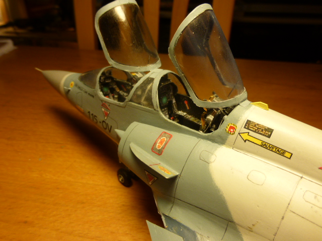 mirage 2000 - Mirage 2000B ech 1/32 réalis" en bois et carton - Page 5 2015-102