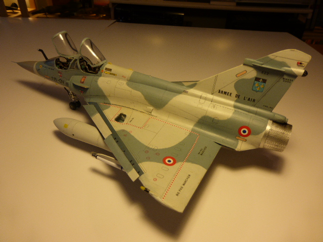 mirage 2000 - Mirage 2000B ech 1/32 réalis" en bois et carton - Page 5 2015-109