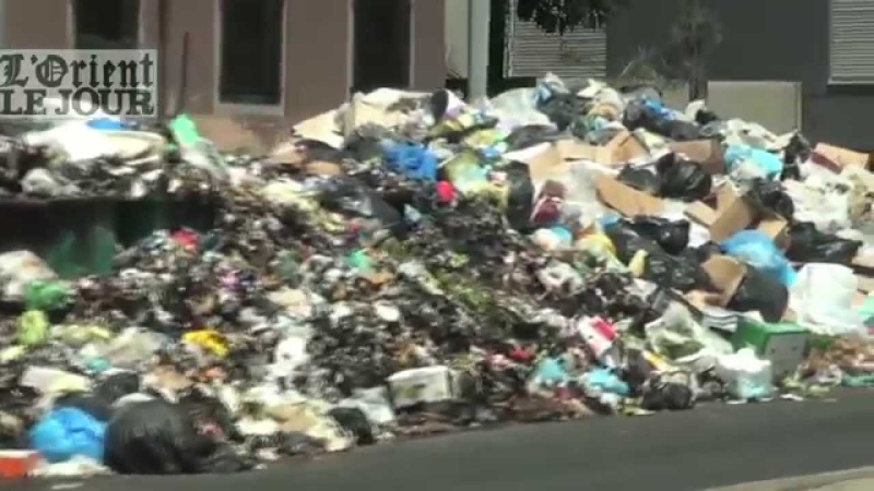 « Tala’at Rihatkum » (« vous puez », en arabe) La "crise des poubelles" dégénére au Liban!   712