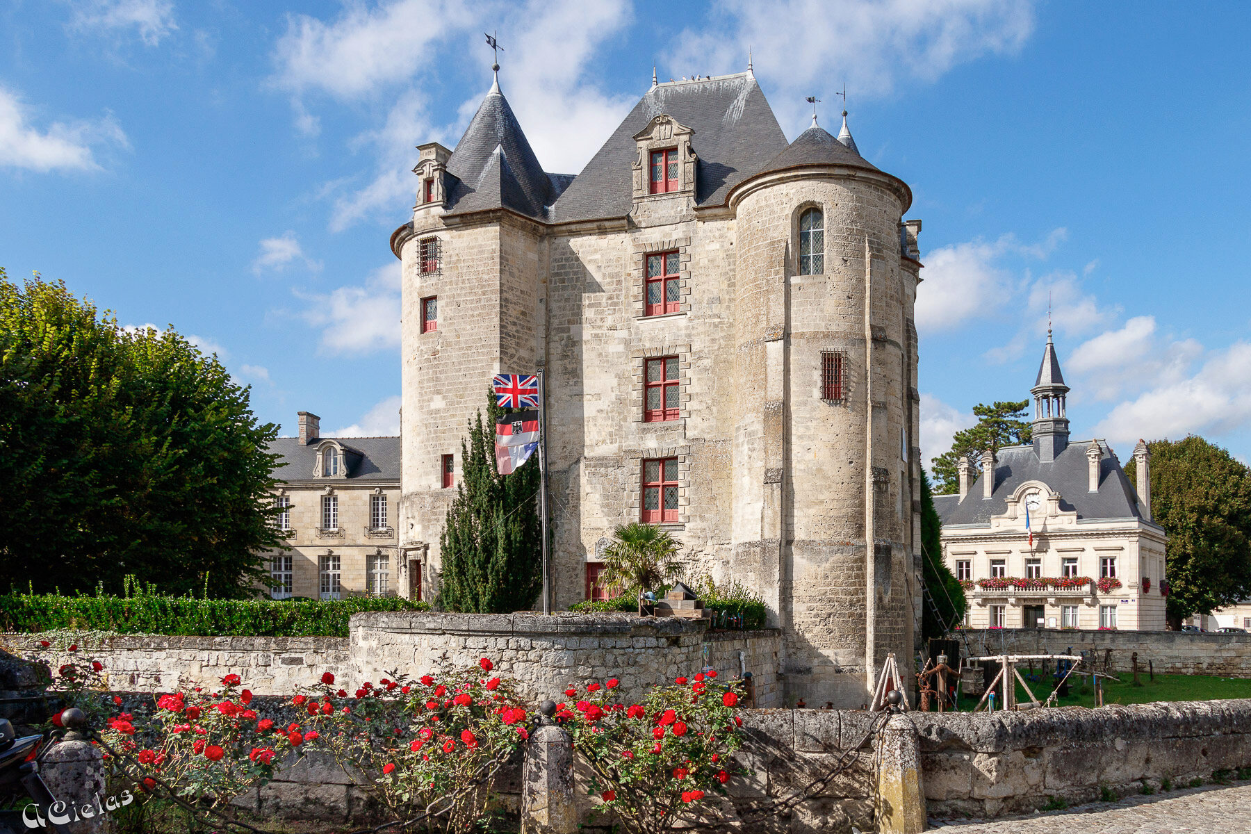 Chateau  Chatea19