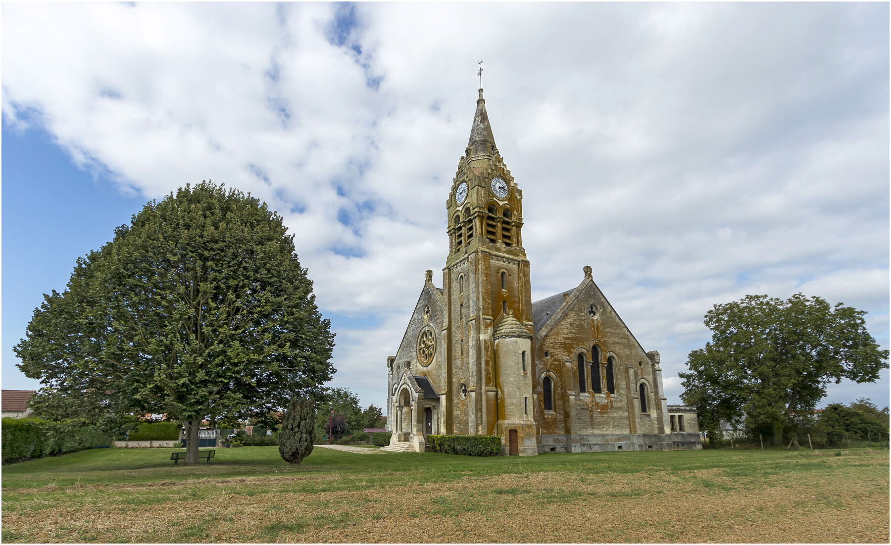 Eglise  Zoglis19