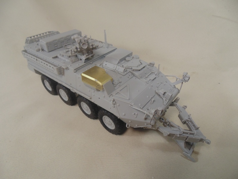 M1132 stryker ESV  trumpeter 1/35 Dsc01035