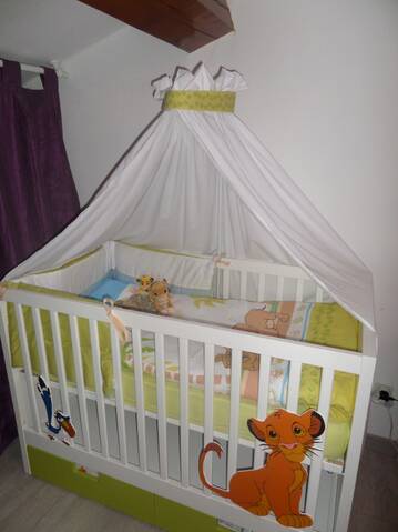 Arrivée de bébé dans le monde de Disney (déco chambre, faire part, idées  baptême, vêtements ...)