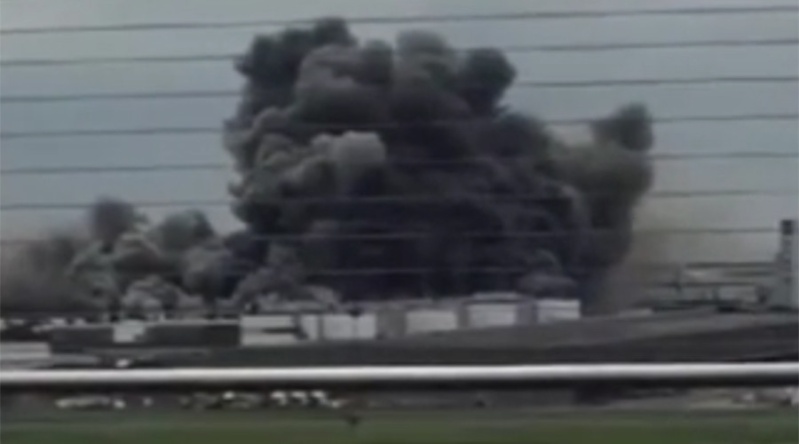 Violente explosion au Japon base militaire US à Sagamihara 55da9710