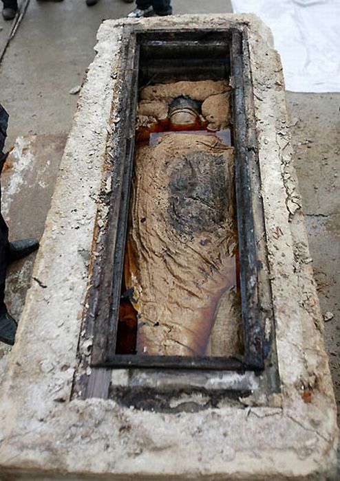 Une momie de la dynastie des Ming a été découverte par hasard 6410