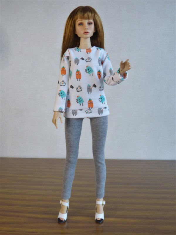 THIBA COUTURE : Tenues casual pour fashion dolls (Bas p. 1) 17_ten10