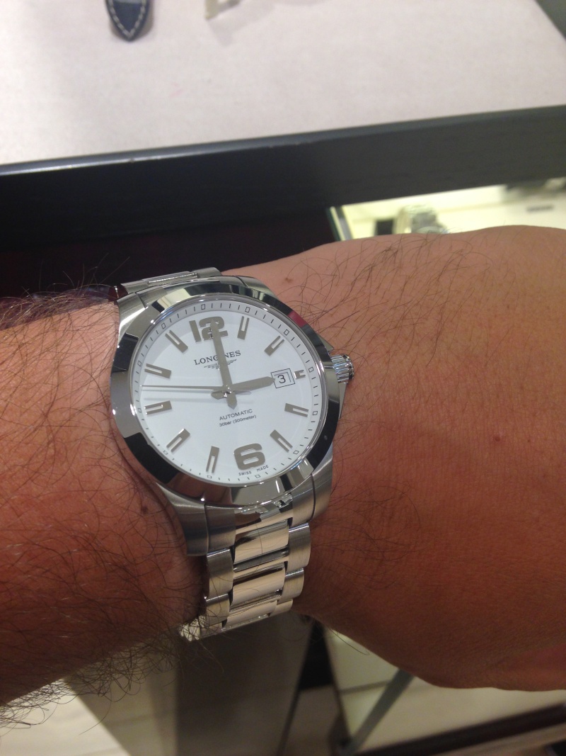Recherche montre sportive, cadran blanc, budget < 1000 euros Img_4610