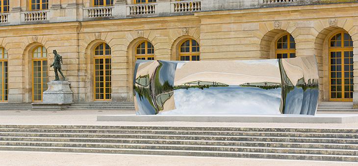 Anish Kapoor expose ses oeuvres à Versailles - Page 6 C_curv10