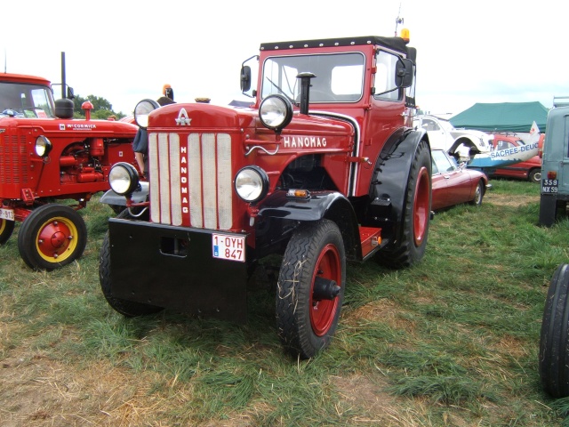 la plus grande exposition de tracteurs dans le nord sec-bois Dscf4114