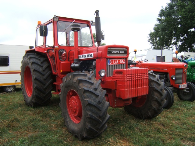 la plus grande exposition de tracteurs dans le nord sec-bois Dscf4664