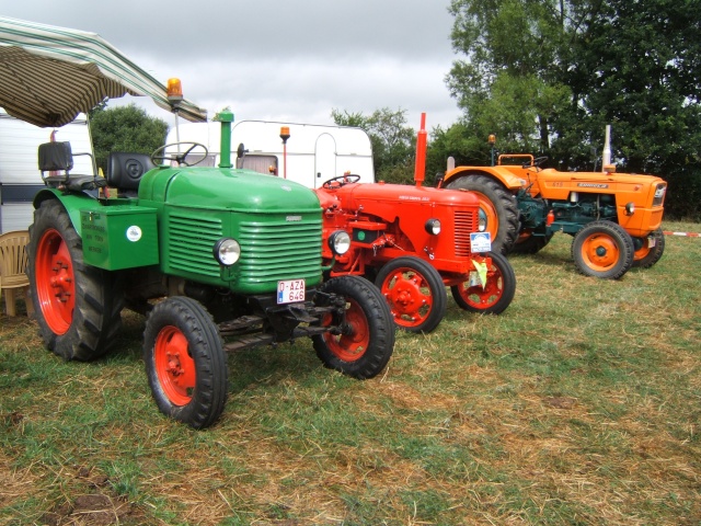la plus grande exposition de tracteurs dans le nord sec-bois Dscf4670