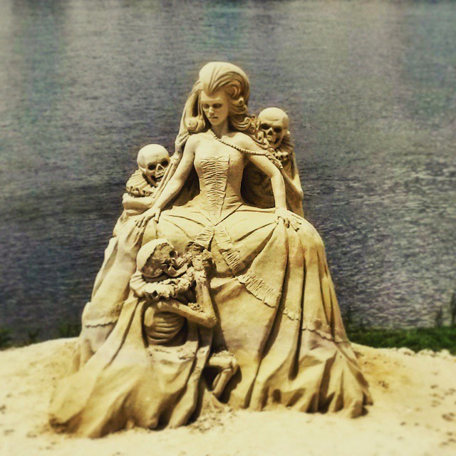 Marie Antoinette en statue de sable 11326610