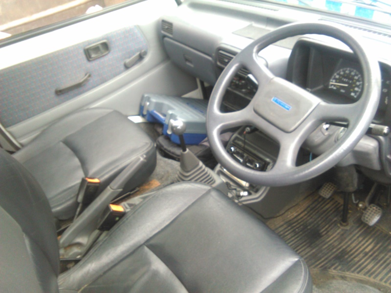 rare SE steering wheel on ebay!! Img_2013