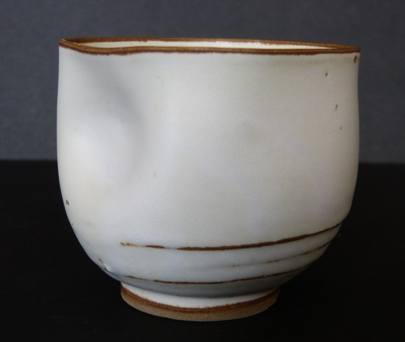 Pinched pottery cup, ID help - probably Honma, Japan P2130613