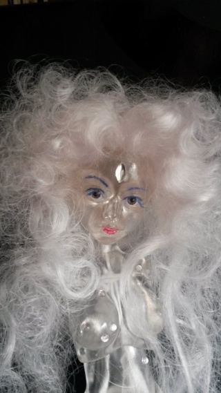 Isabella Jarl - perruques entièrement fabriquées à la main - Page 6 2015-029