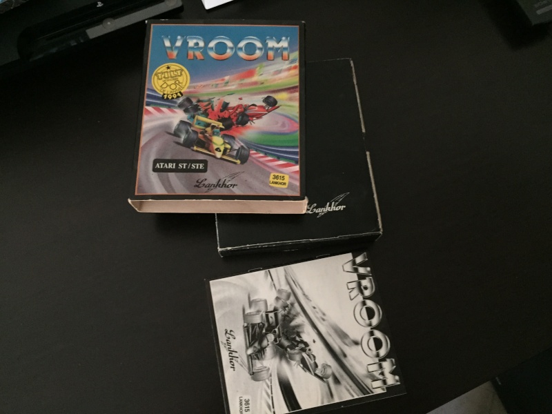 (VDS) Jeux Amiga accessoires etc... Img_0113