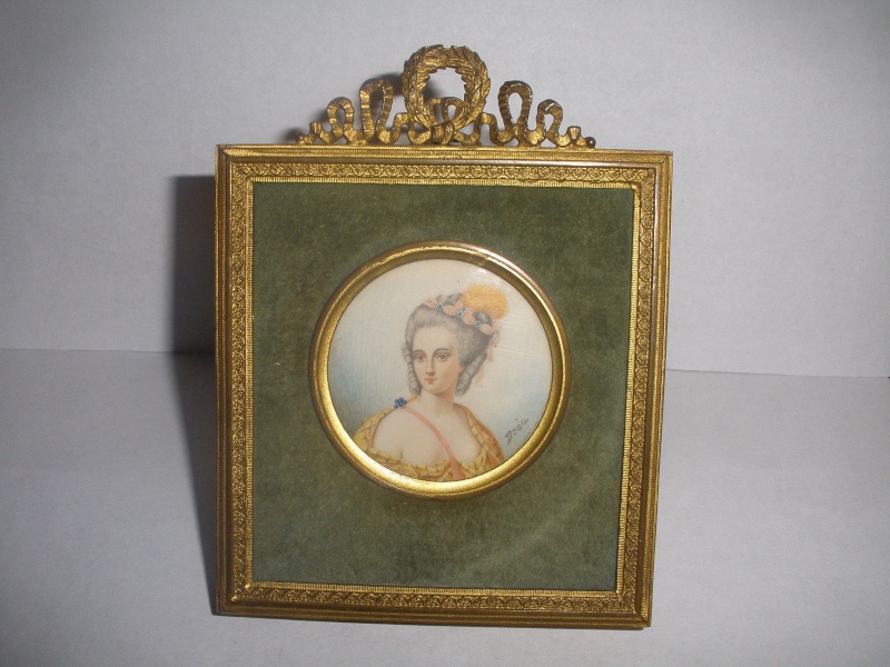 A vendre: miniatures de Marie Antoinette? - Page 2 _5711