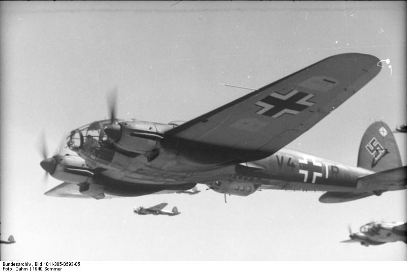 Heinkel He-111 H16 Uffz Hubert-Ludwig Pflaum KG-27 Boelcke Revell 32e - Page 8 Bundes10