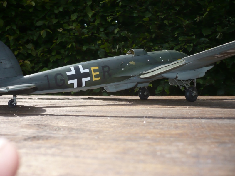 Heinkel He-111 H16 Uffz Hubert-Ludwig Pflaum KG-27 Boelcke Revell 32e - Page 7 P1080834