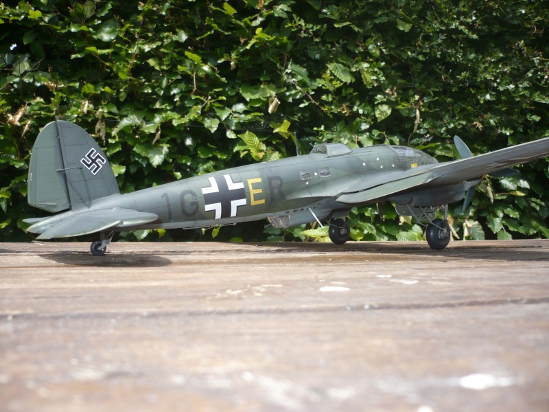 Heinkel He-111 H16 Uffz Hubert-Ludwig Pflaum KG-27 Boelcke Revell 32e - Page 9 P1090013