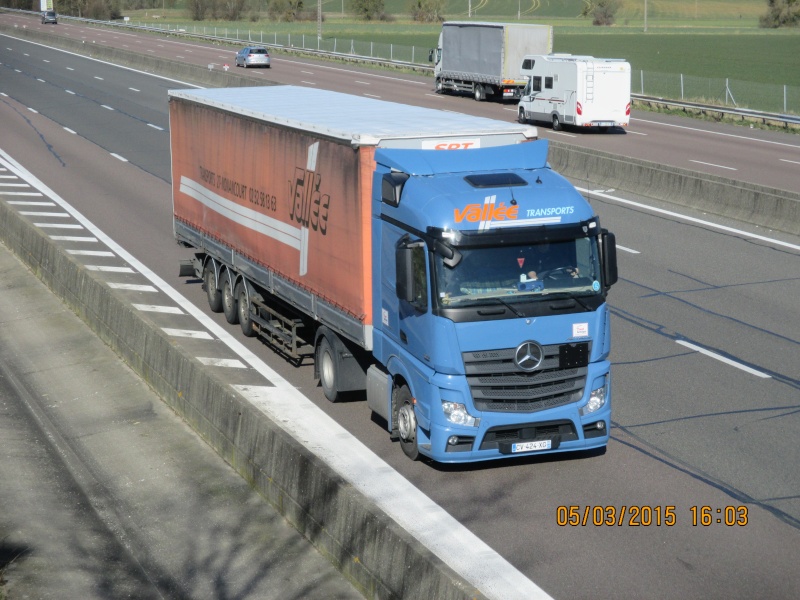 Vallée Transports (Nonancourt, 27)(groupement Tred Union) - Page 4 Img_1833