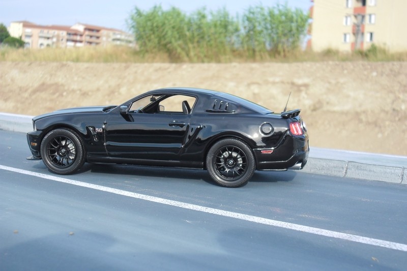 Ford Mustang GT/CS 2011 California Special .... - Page 2 Sam_6310